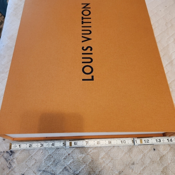 Louis vuitton box 18.5 x 13.5 - Picture 2 of 8
